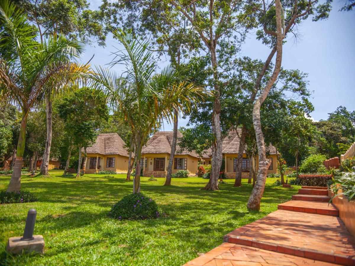 Brovad Sands Lodge Kalangala Εξωτερικό φωτογραφία